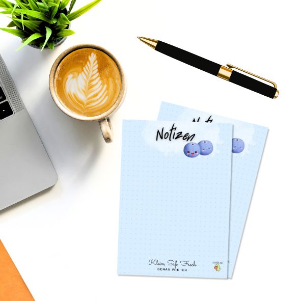 Süßer A6 Notizblock mit Heidelbeer-Motiv